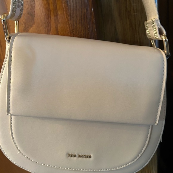 Ted Baker London Handbags - Ted Baker London Cream Crossbody Bag
